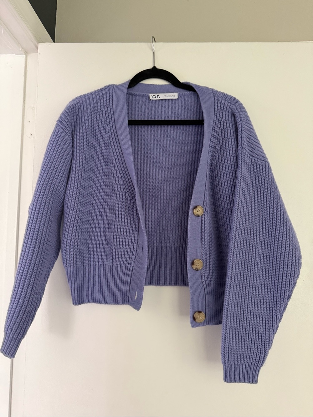 ZARA Lilac Cropped Chunky Knit Cardigan with Wooden Buttons
